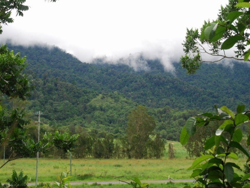 498 Gorge Road, Finch Hatton QLD 4756