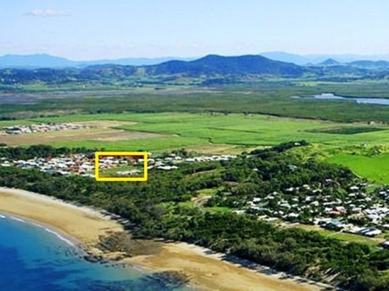 27 Portside Place, Shoal Point QLD 4750