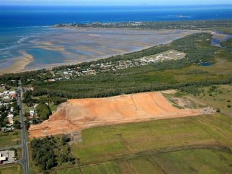 - Blacks Beach Cove, Blacks Beach QLD 4740