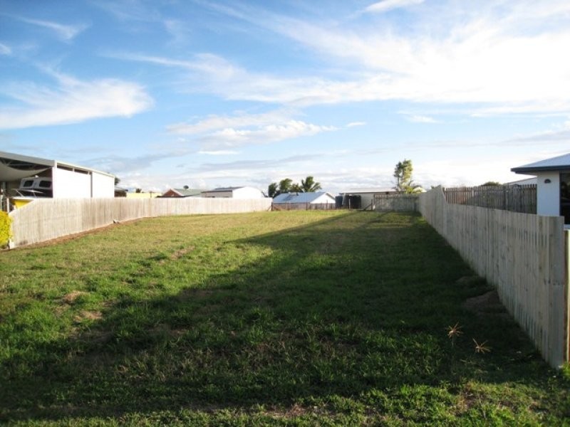 7 Michelle Court, Hay Point QLD 4740