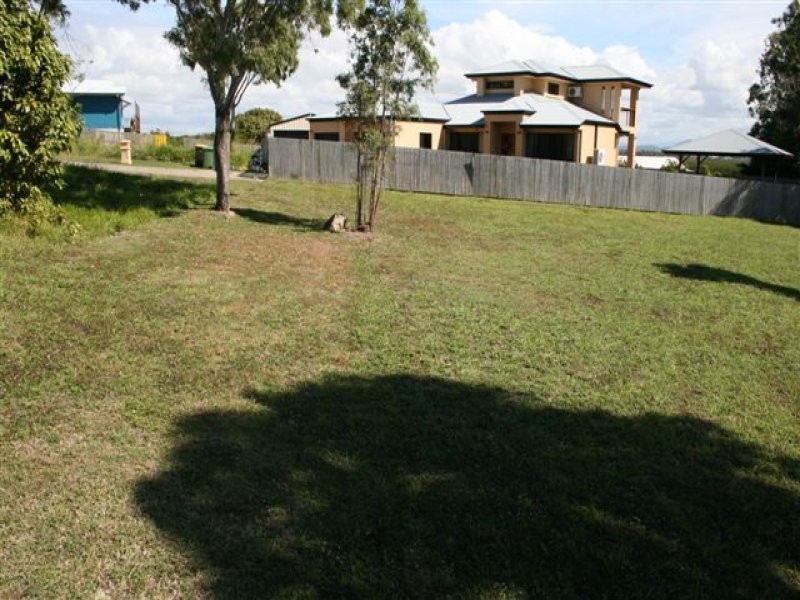 15 Sailaway Drive, Eimeo QLD 4740
