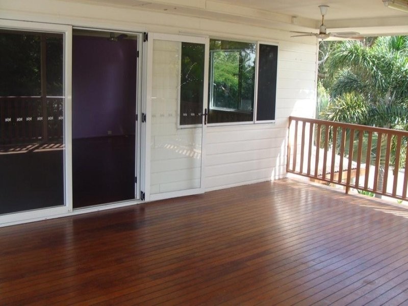 12 Denman Ave, Shoal Point QLD 4750