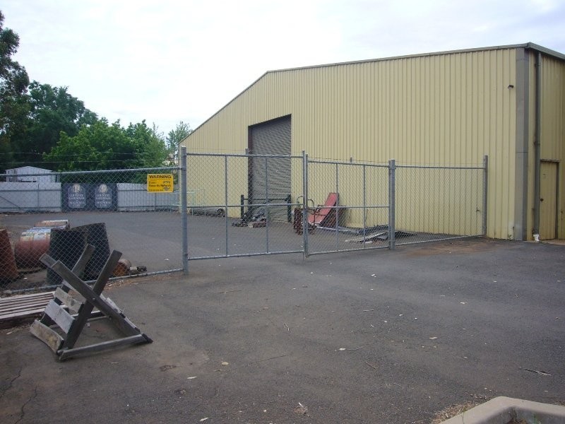 75 Wheelers Lane, Dubbo NSW 2830