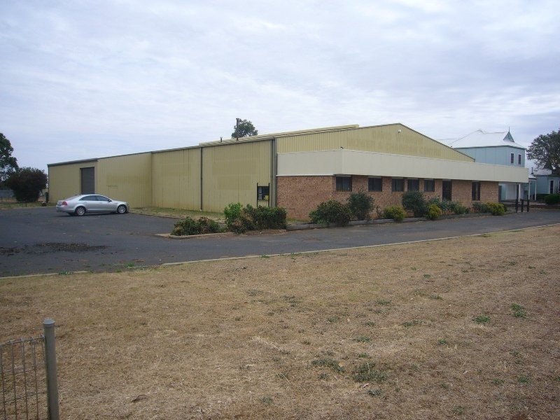 75 Wheelers Lane, Dubbo NSW 2830