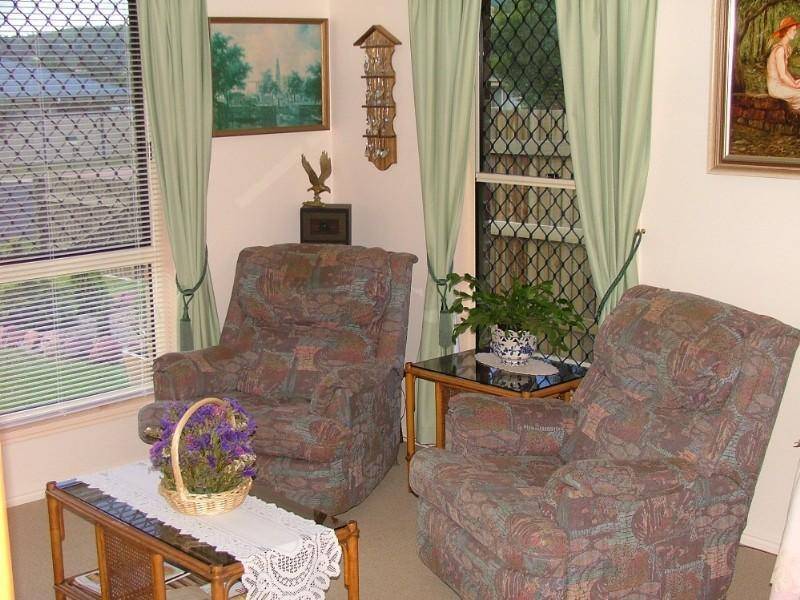 1 Lee Crt, Crows Nest QLD 4355