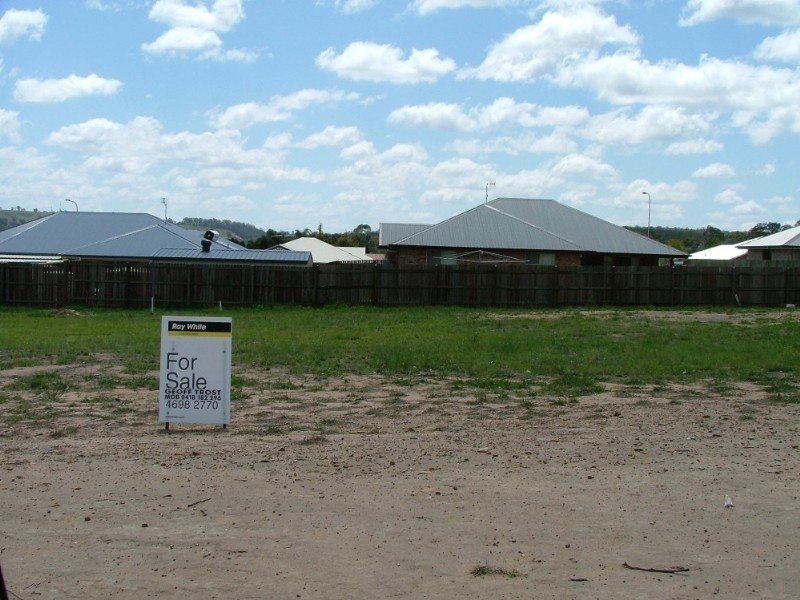 000 Parkland Estate, Crows Nest QLD 4355