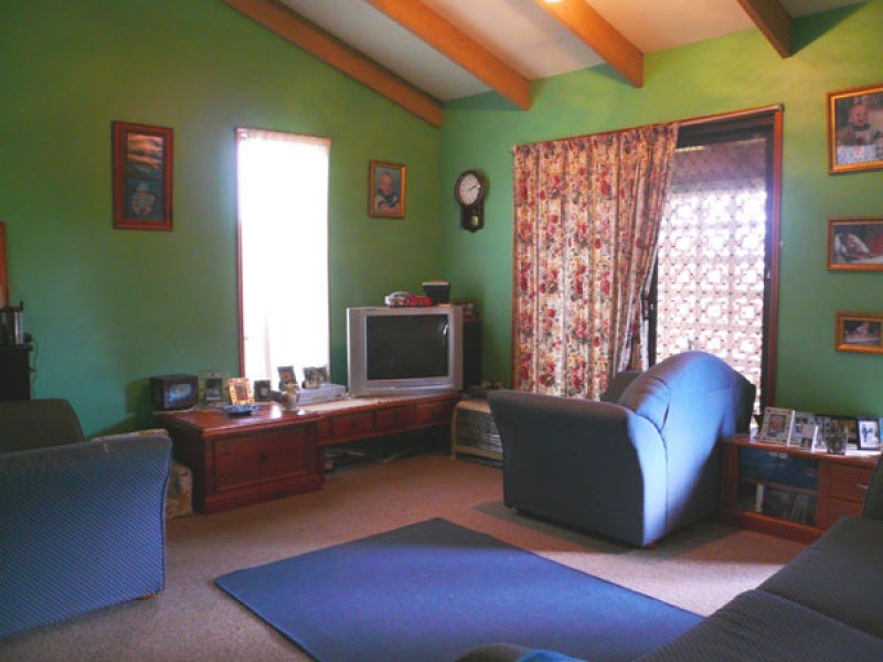 27 Cedar Drive, Beaudesert QLD 4285