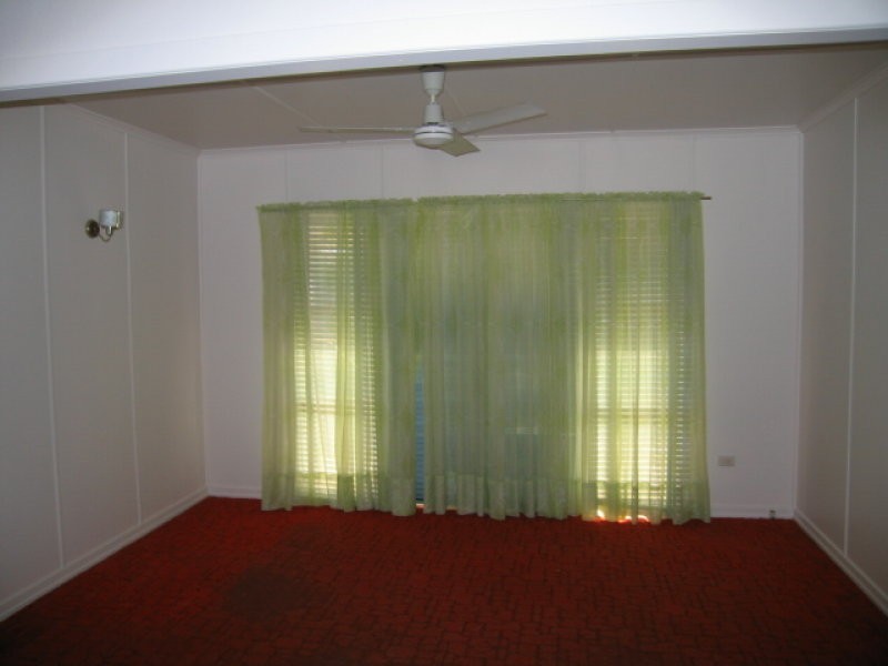 11 Mitchell Street, Beaudesert QLD 4285