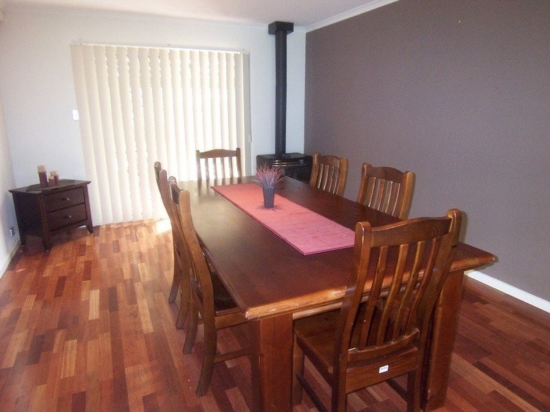 1 Chardonnay Crescent, Wynn Vale SA 5127