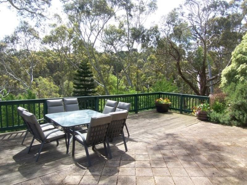 40 Sheoak Road, Crafers West SA 5152