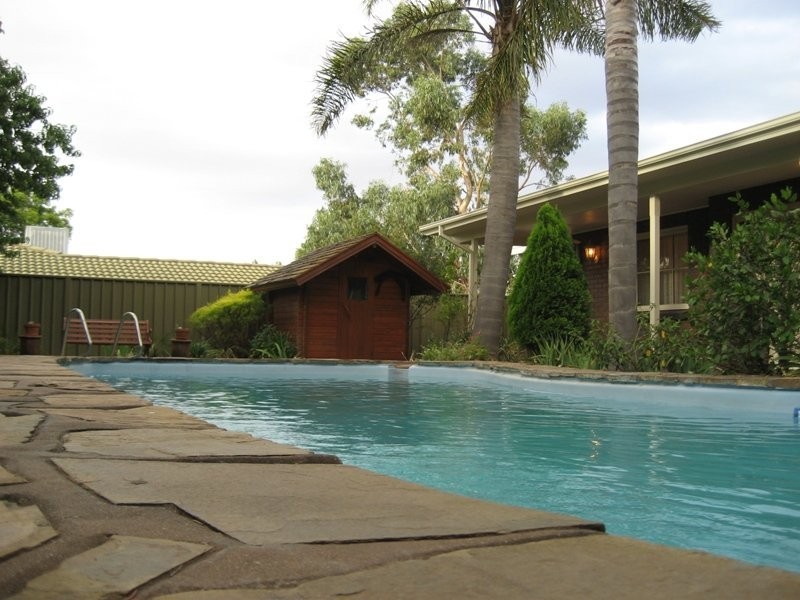 16 La Perouse Crescent, Fairview Park SA 5126