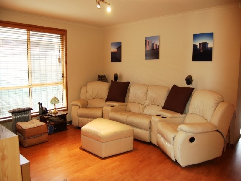 6 Pioneer Avenue, Walkley Heights SA 5098