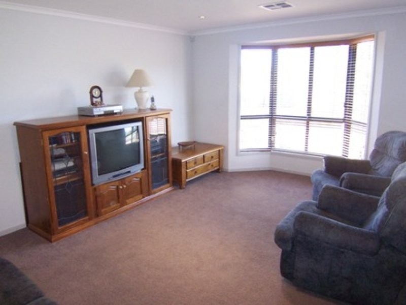 3 McKinlay Avenue, Gilles Plains SA 5086