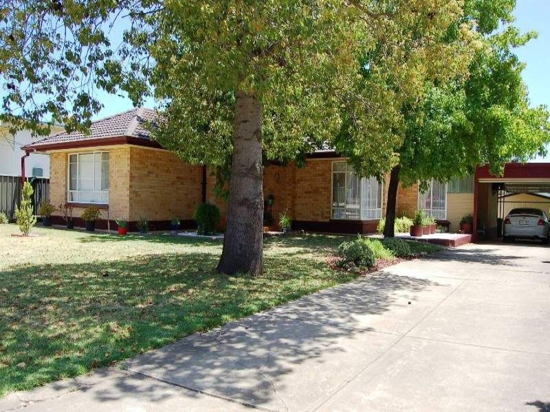 4 Carolan Crescent, Valley View SA 5093