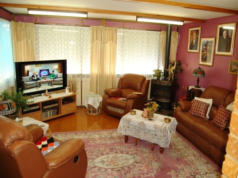 4 Carolan Crescent, Valley View SA 5093