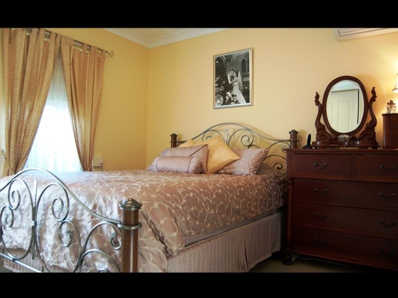 17 Blyth Street, Clearview SA 5085