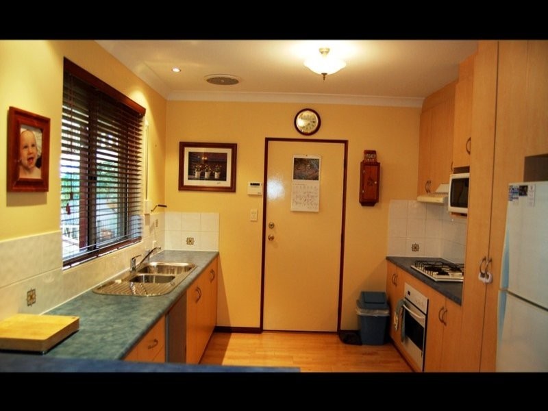 17 Blyth Street, Clearview SA 5085