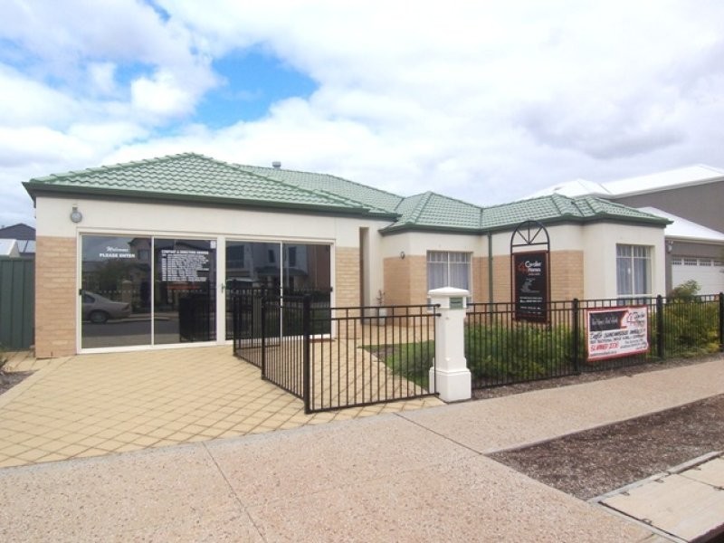 14 Dutton Avenue, Mawson Lakes SA 5095