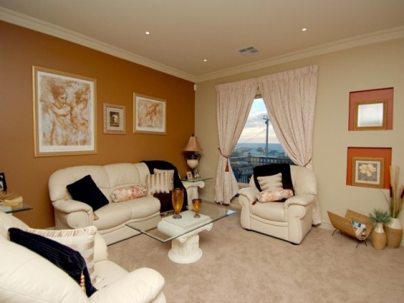 8 Riviera Road, Sellicks Beach SA 5174