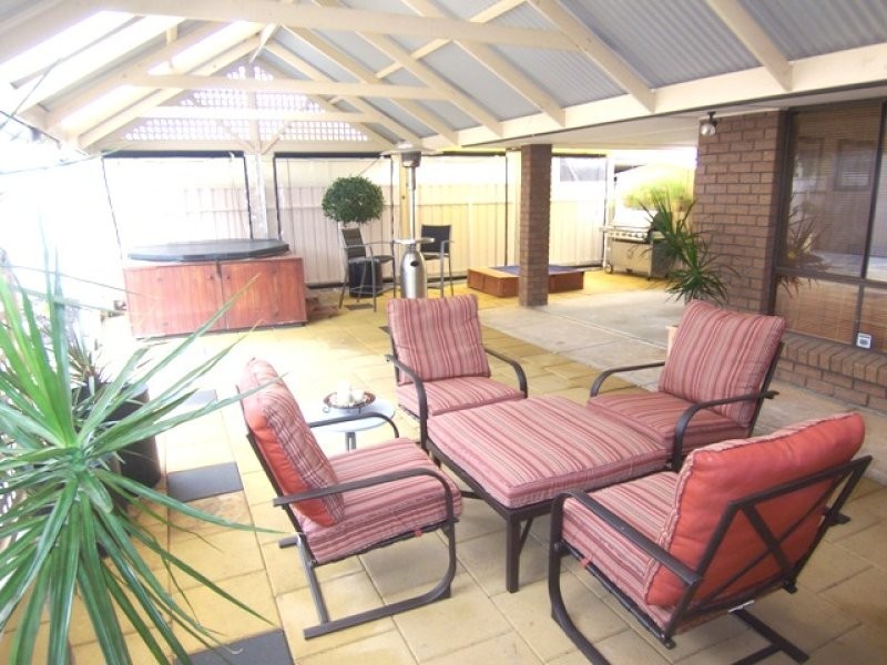 36 Tracey Avenue, Paralowie SA 5108