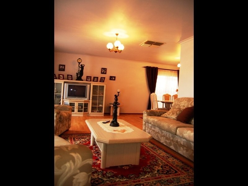 9 Millikan Court, Andrews Farm SA 5114