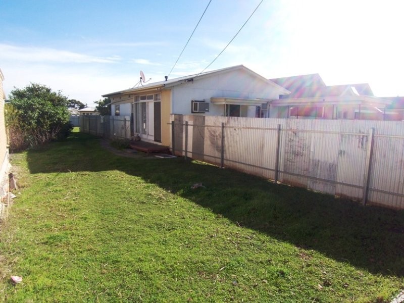 70 Newton Road, Campbelltown SA 5074