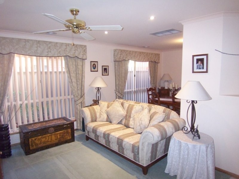 15 Benthall Avenue, Oakden SA 5086