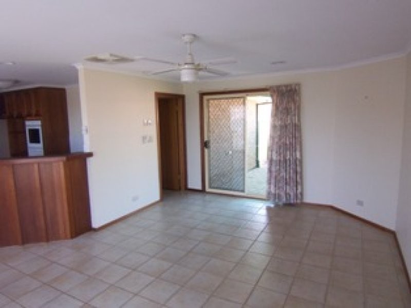 24 Jenolan Crescent, Hillbank SA 5112