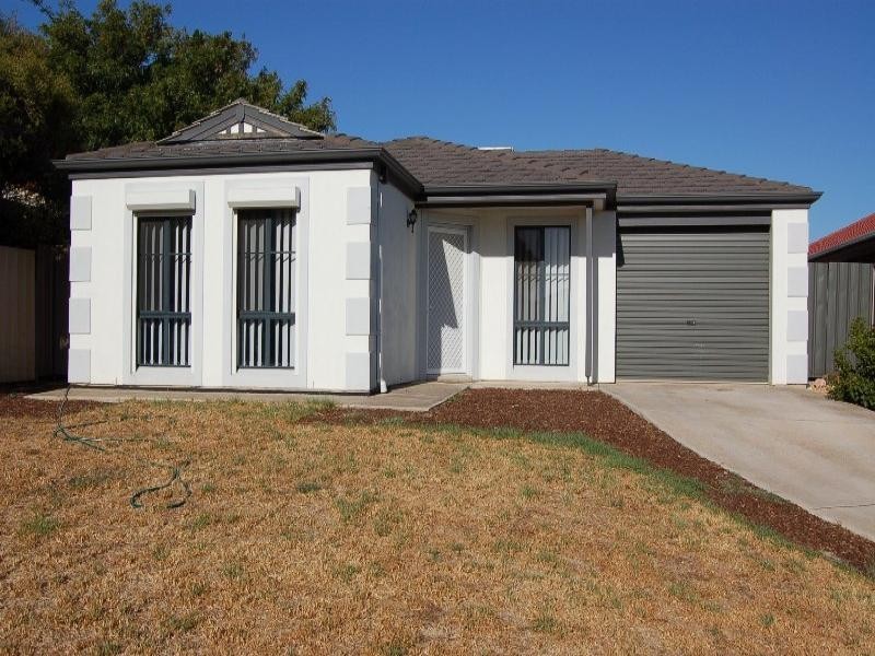 19 Lyle Court, Para Vista SA 5093