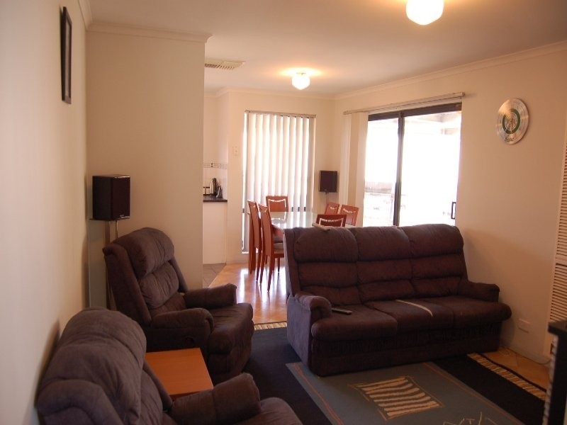 19 Lyle Court, Para Vista SA 5093