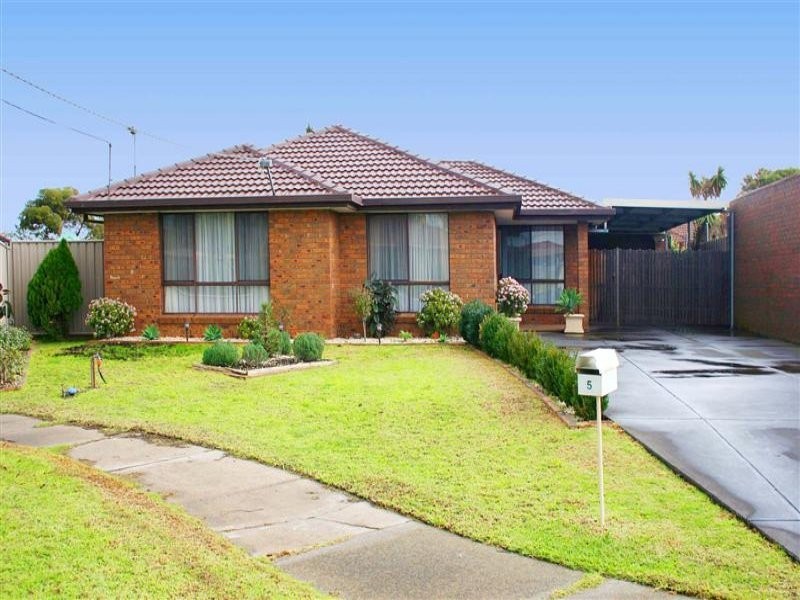 5 Antrim Court, Deer Park VIC 3023