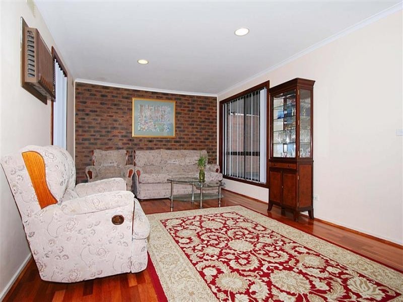 5 Antrim Court, Deer Park VIC 3023