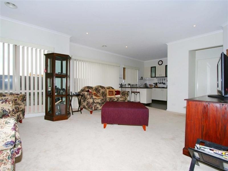 39 Durack Circuit, Taylors Hill VIC 3037