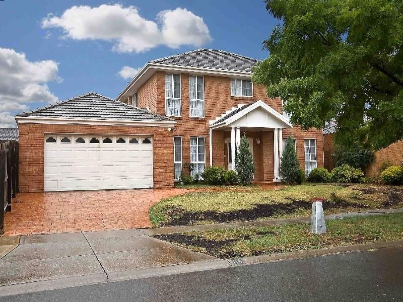 34 Golden Way, Hillside VIC 3037