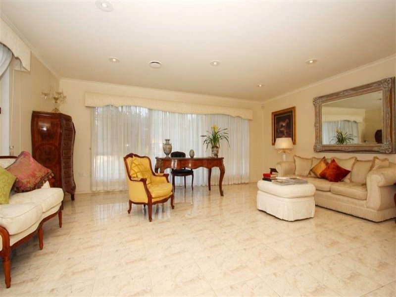 96 Copernicus Way, Keilor Downs VIC 3038