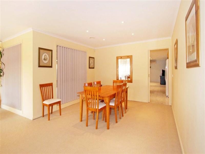 23 Stockwell Crescent, Keilor Downs VIC 3038