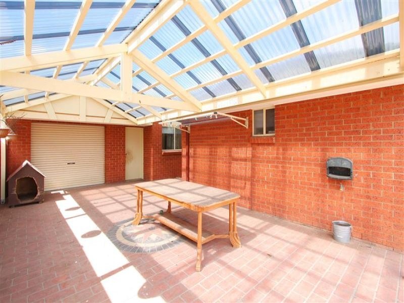 14 Wyperfeld Circuit, Caroline Springs VIC 3023