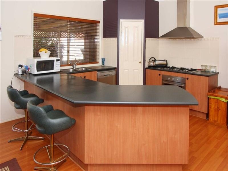 74 Domain Way, Taylors Hill VIC 3037