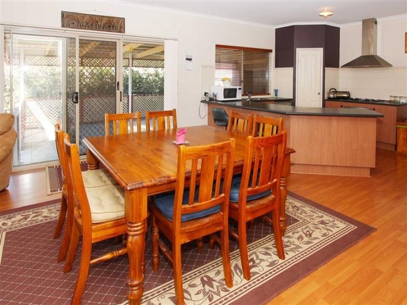 74 Domain Way, Taylors Hill VIC 3037