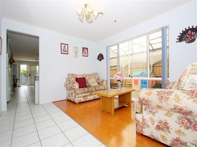 16 Roadhouse Wynd, Sydenham VIC 3037