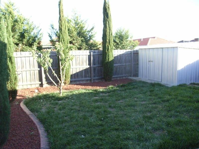 211 Community Hub, Hillside VIC 3037