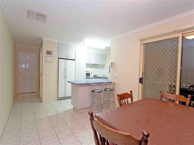 55 Boberrit Wynd, Sydenham VIC 3037