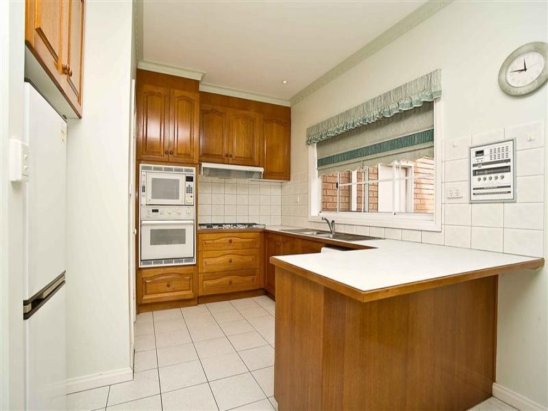 34 Golden Way, Hillside VIC 3037