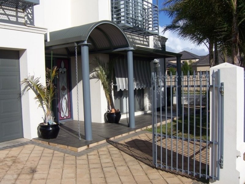 18 Carnegie Place, Mawson Lakes SA 5095