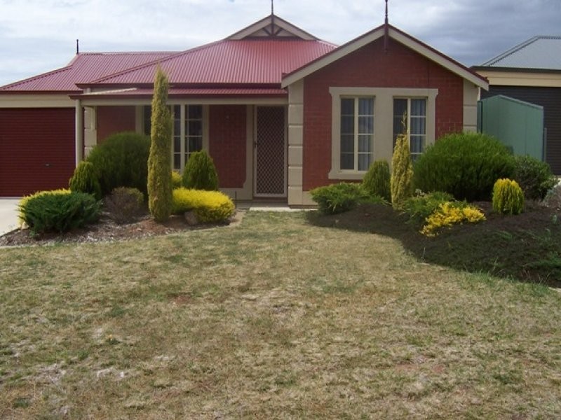 8B Silver Birch Drive, Murray Bridge SA 5253