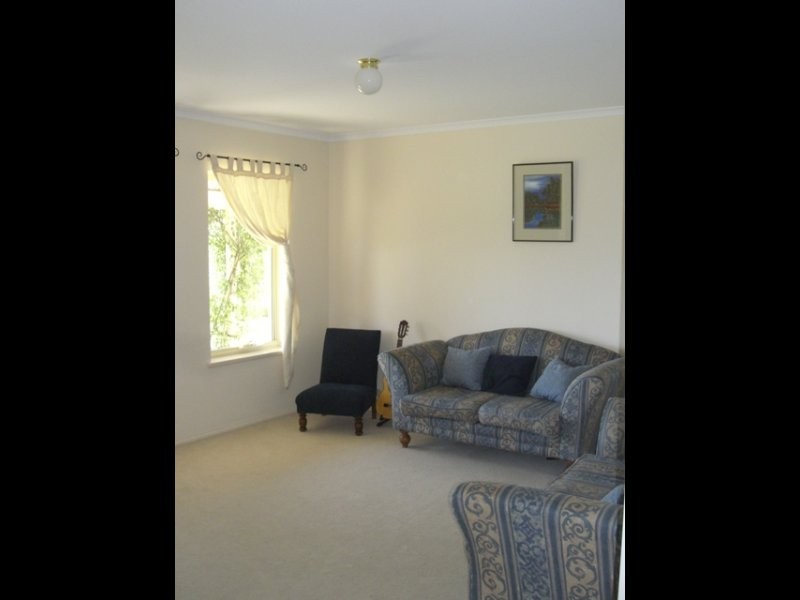 8 Michelmore Drive, Meadows SA 5201