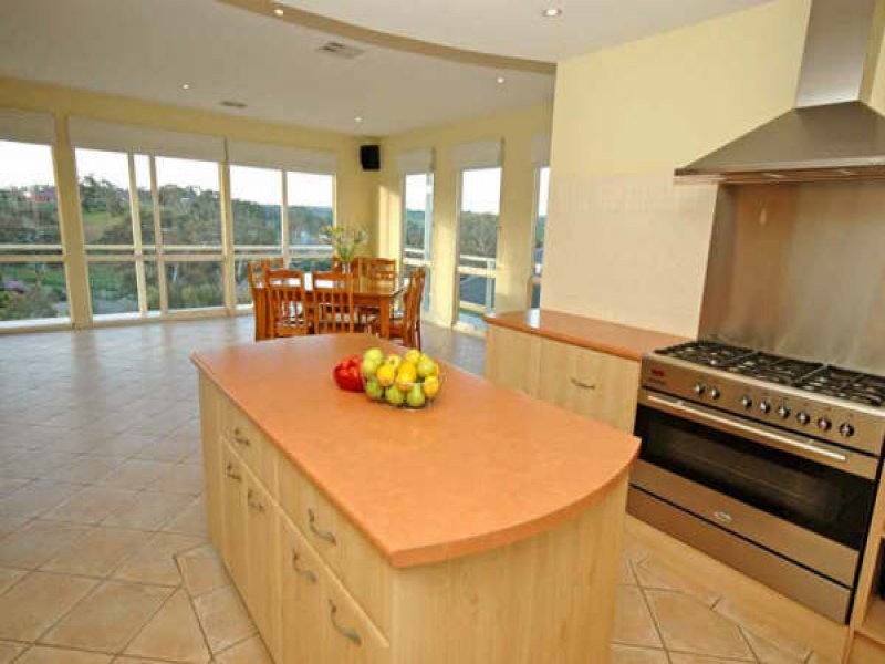 7 Schaefer Court, Mount Barker SA 5251