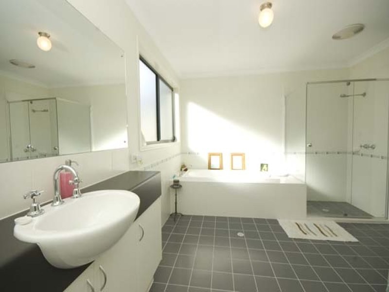 15 Durham Court, Mount Barker SA 5251