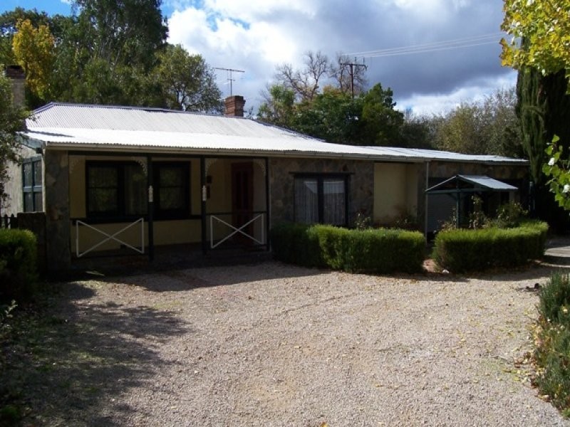 15 Victoria Crescent, Mount Barker SA 5251