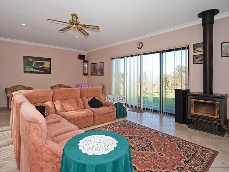 27 Burnbank Way, Mount Barker SA 5251